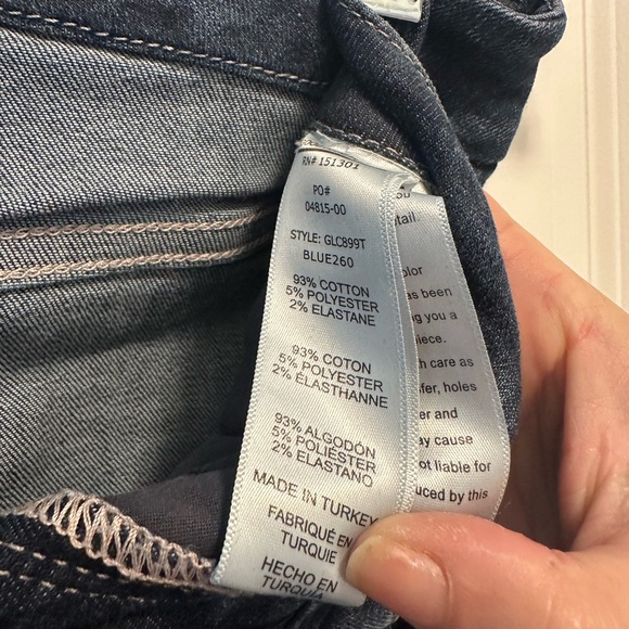 GOOD AMERICAN GOOD LEGS CROP JEANS - Picture 5 of 8